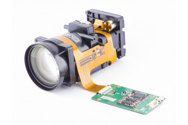 L085 motorized zoom lens development kit