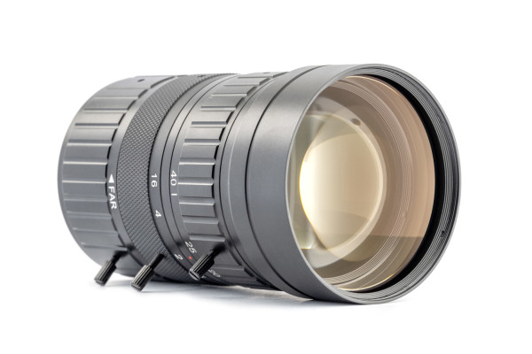 16-40mm zoom lens, C-Mount (1" sensor, 12M)
